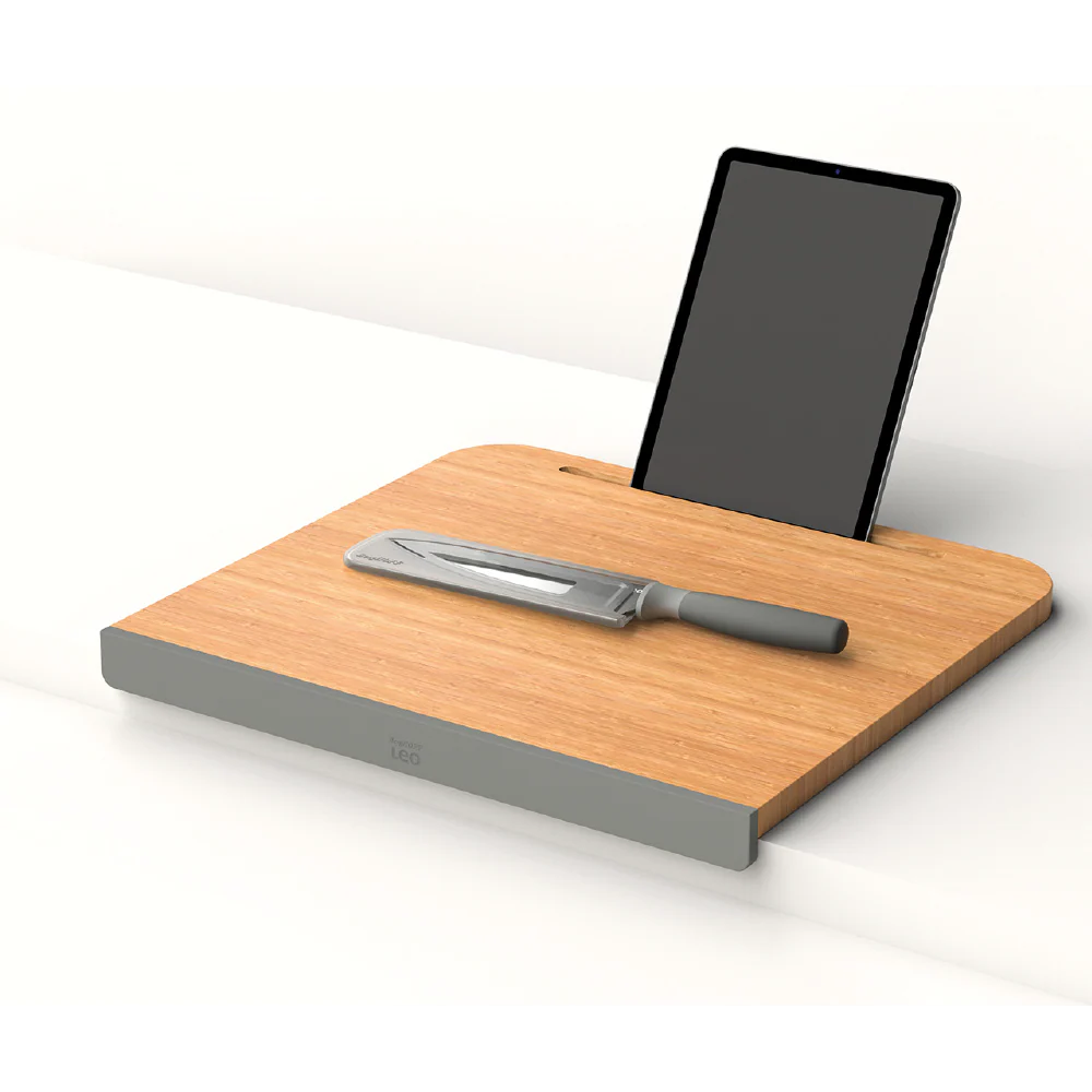 BERGHOFF Bamboo Cutting Board - Image 3