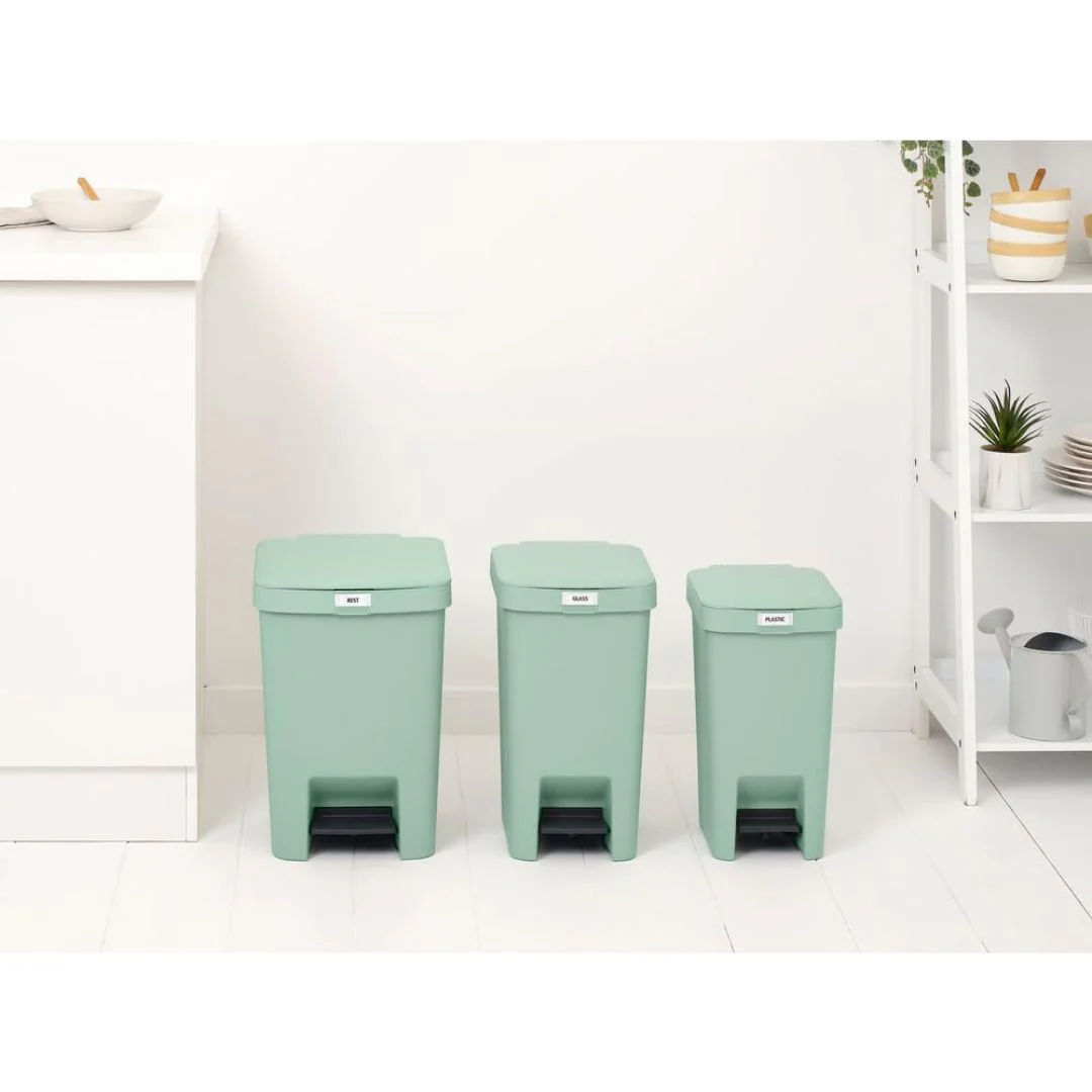 Brabantia StepUp Pedal Bin - Image 5