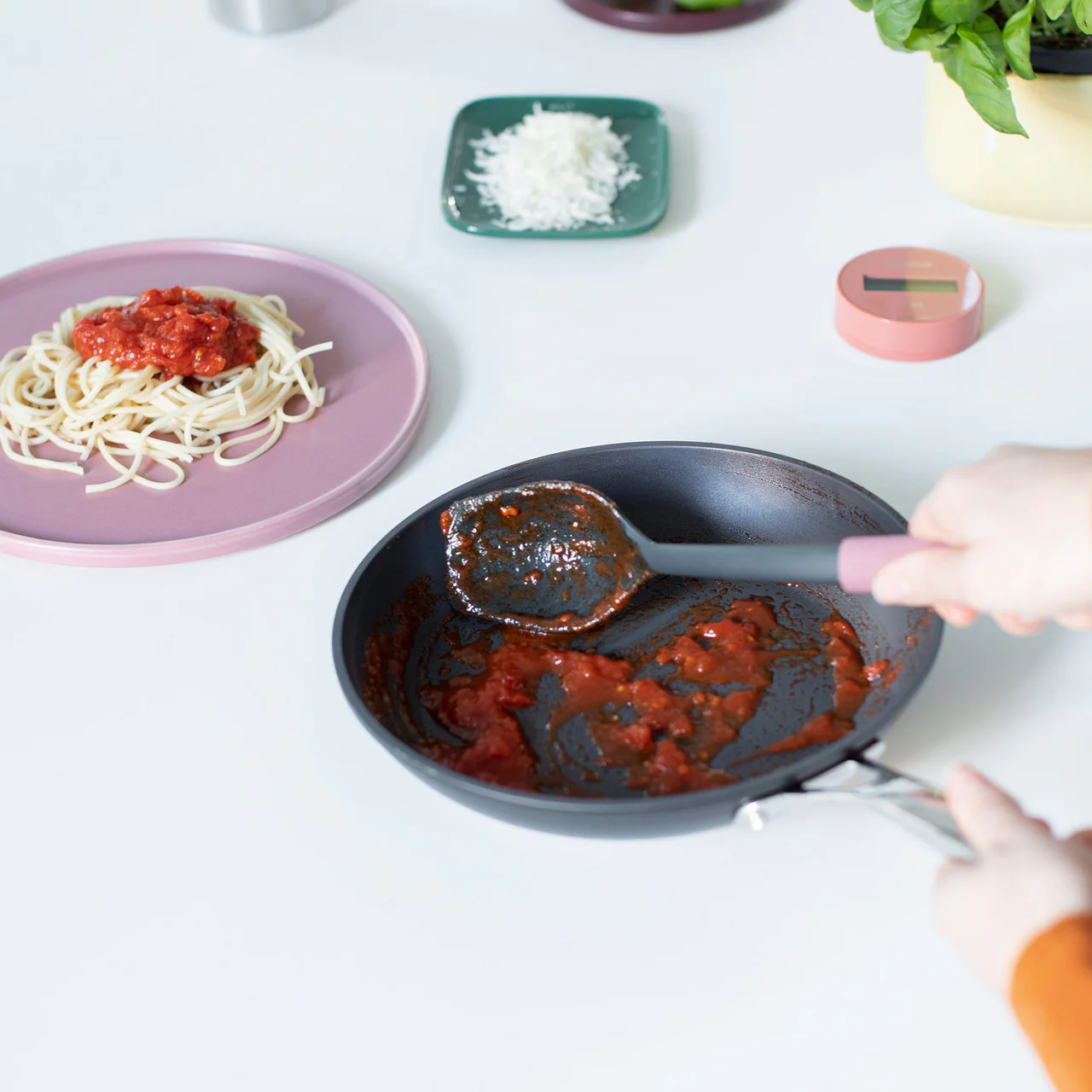 Brabantia Tasty+ 2-IN-1 Serving Spoon Scraper - Image 5