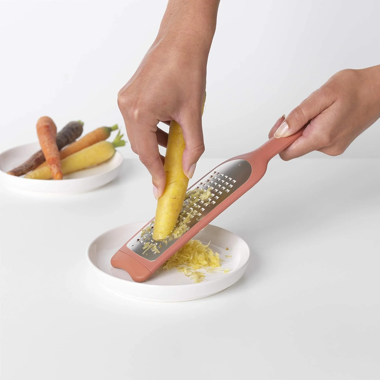 Brabantia Tasty+ Grater with Cover - Image 4