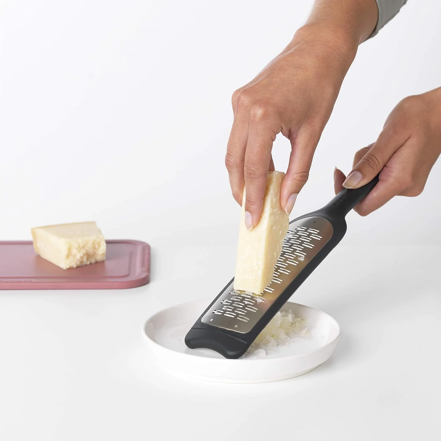 Brabantia Tasty+ Grater with Cover - Image 8