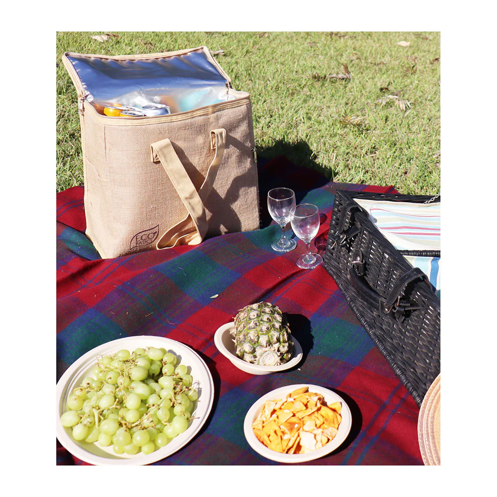White Magic Eco Basics Cooler Bag - Image 2