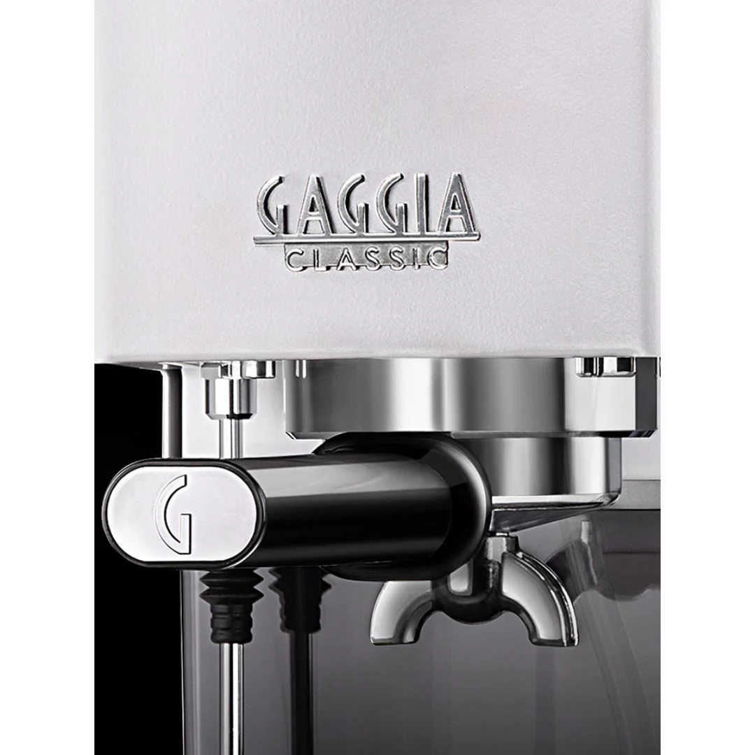 Gaggia Classic E24 Coffee Machine - Image 3