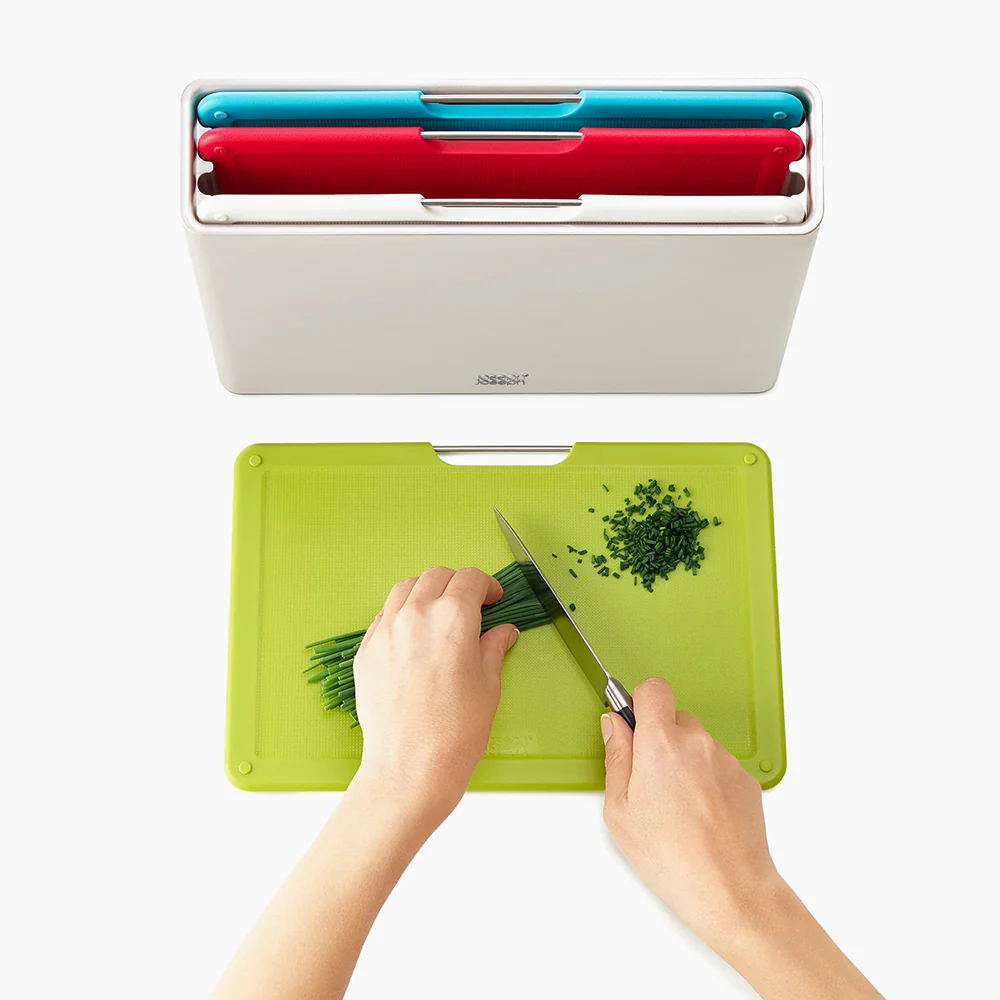 Joseph Joseph Folio 4-Piece Chopping Board Set Large - Silver - Image 4