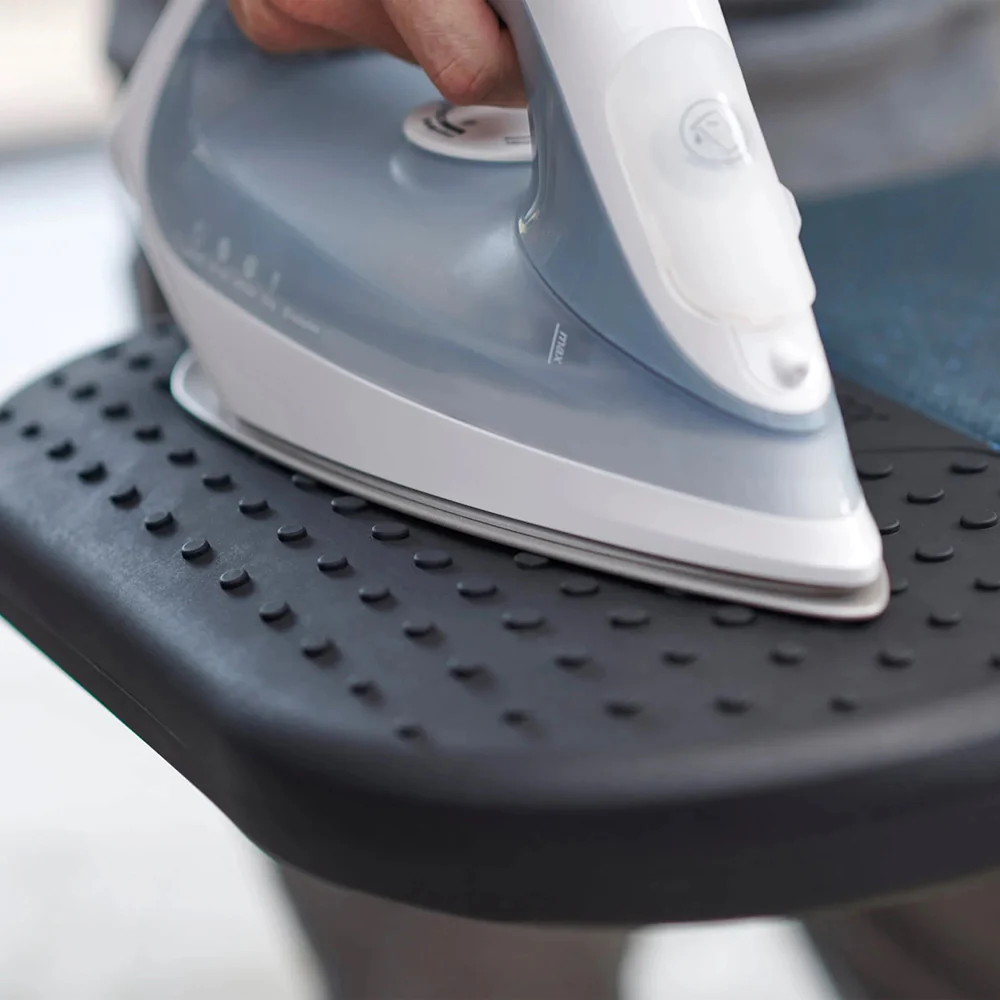 Joseph Joseph Glide Plus Easy-store Ironing Board with Advanced Cover - Image 3