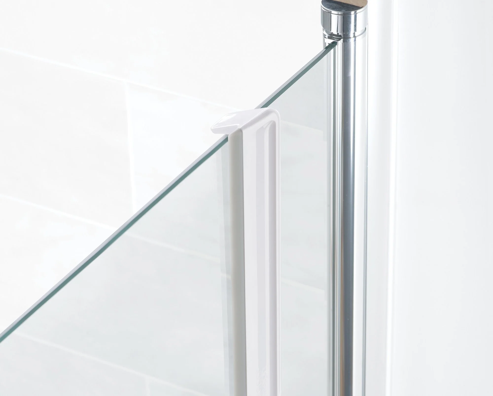 Joseph Joseph EasyStore Compact Shower Squeegee - Image 2