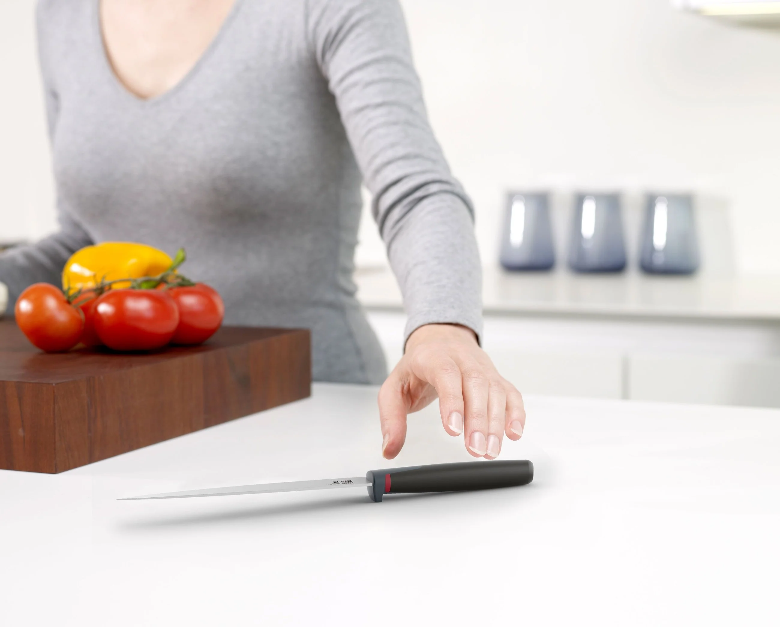 Joseph Joseph Elevate 6 Inch Chef's Knife - Image 2