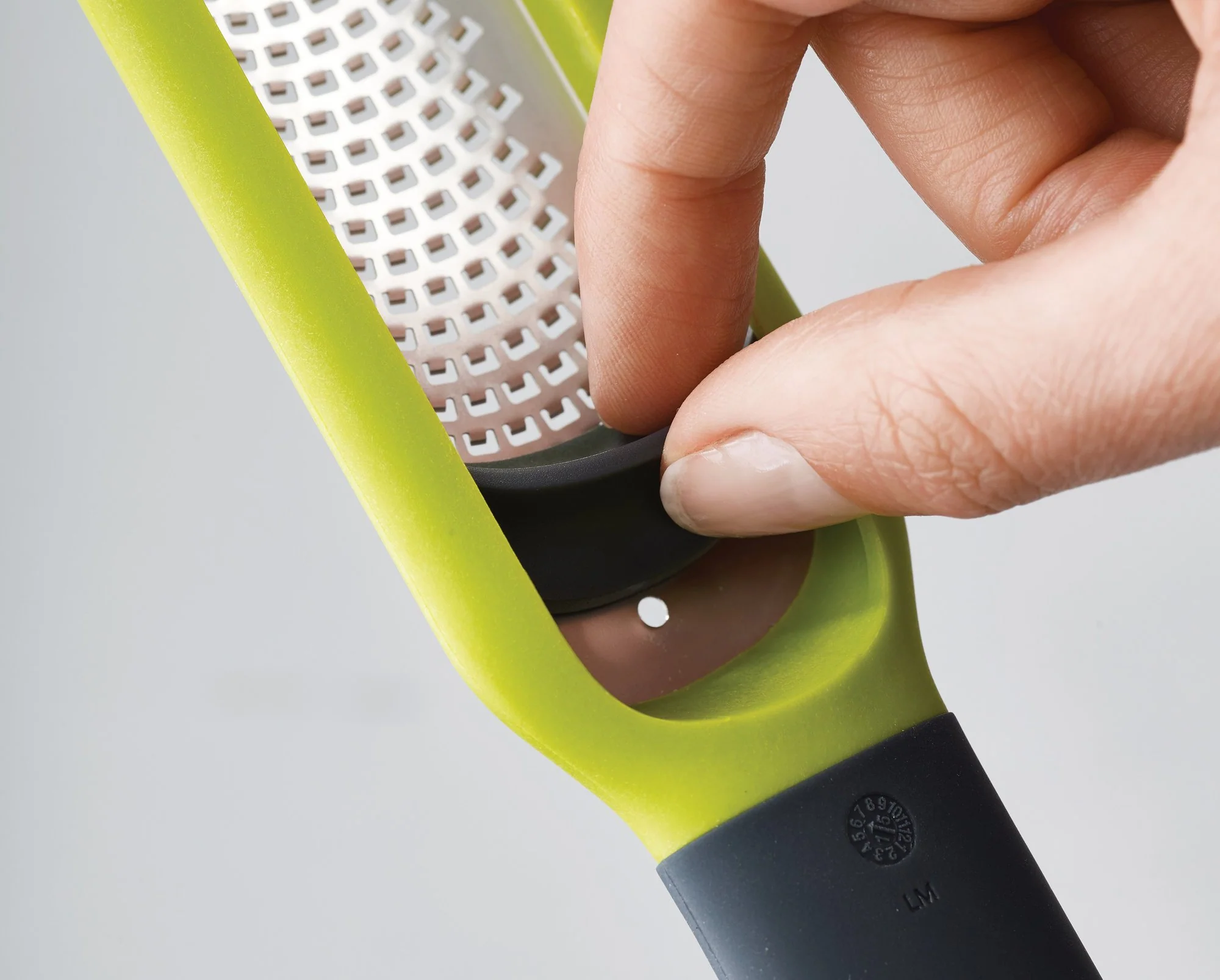 Joseph Joseph Handi-Zest Citrus Zester - Image 2