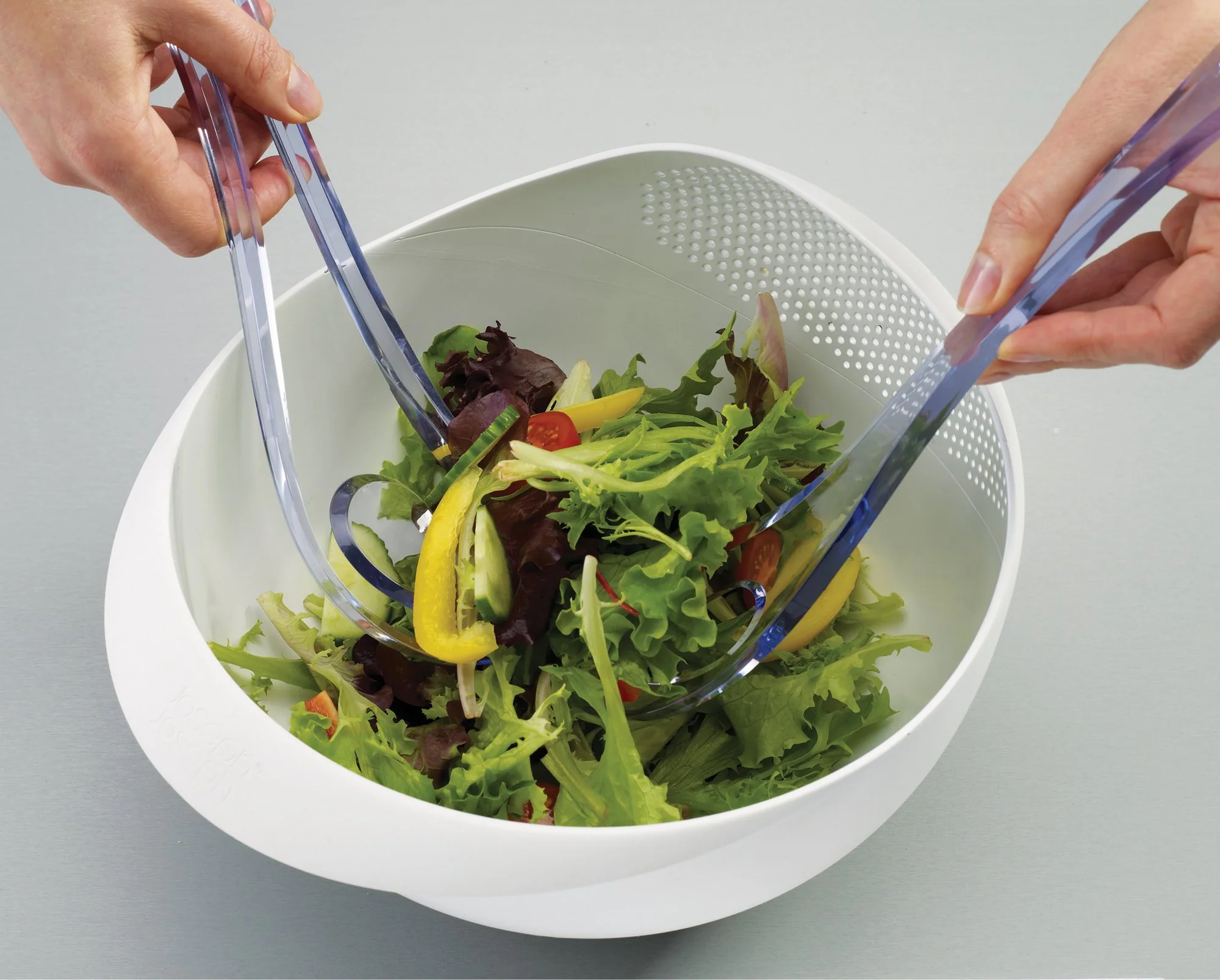 Joseph Joseph Prep&Serve Bowl with Integrated Colander - Image 3