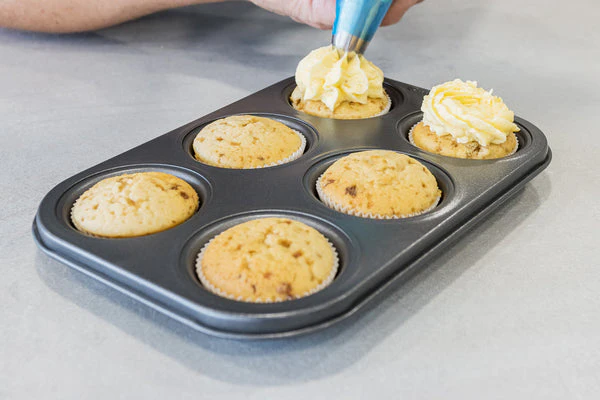 MASTERCLASS Non Stick Baking Pan 27X18Cm - Image 4