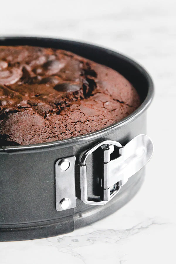 MASTERCLASS Spring Form Rd Cake Pan 23Cm Non Stick - Image 3