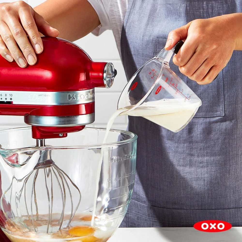 OXO Good Grips 1000 mL Angled Measuring Cup - Image 9