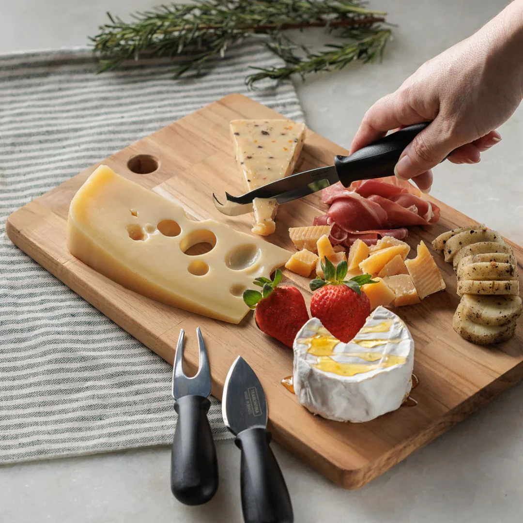 Tramontina Cutting and Serving Board (L34xW23xH1.8cm) - Image 2