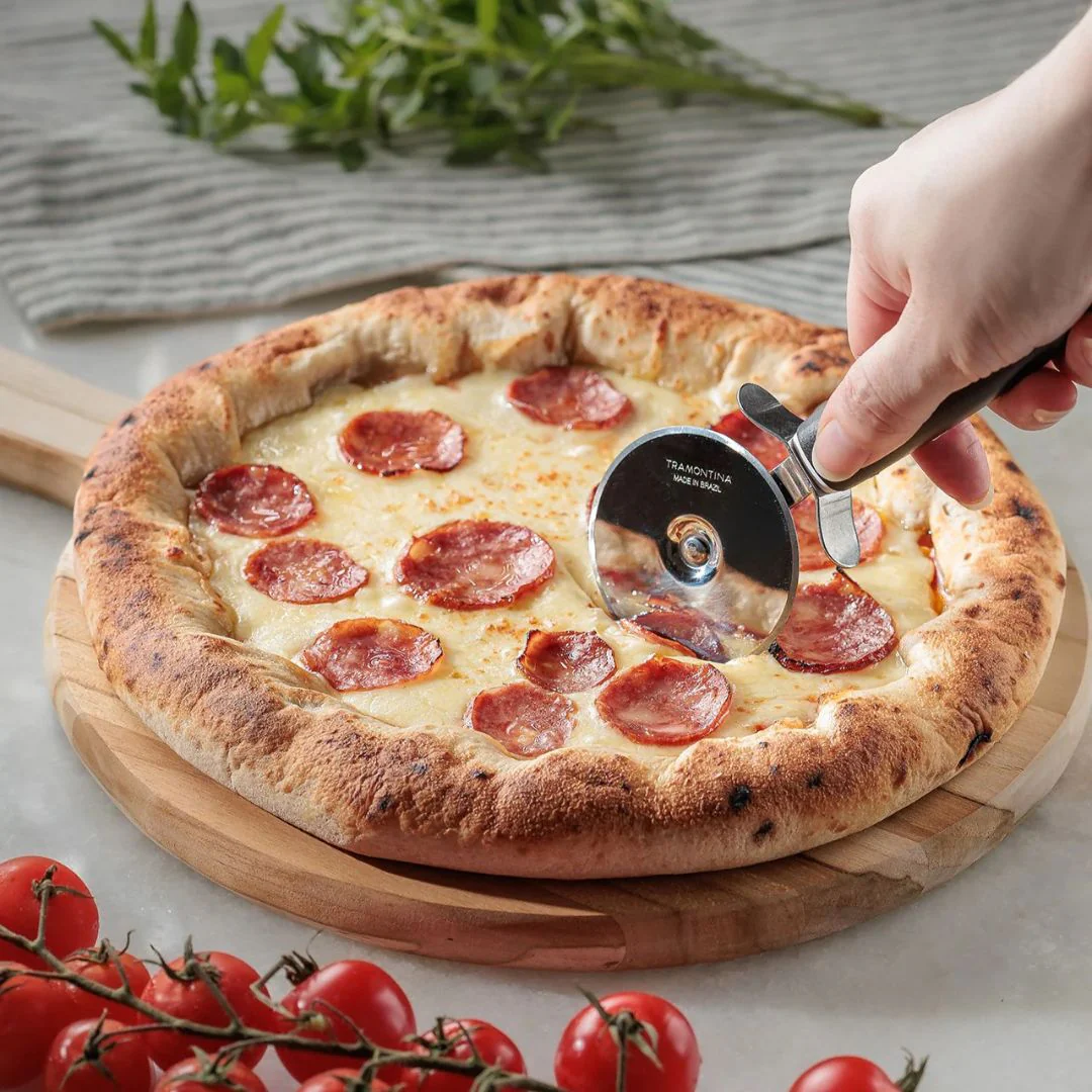 Tramontina Cutting and Serving Board with Handle (L40xW30xH1.8cm) - Image 4