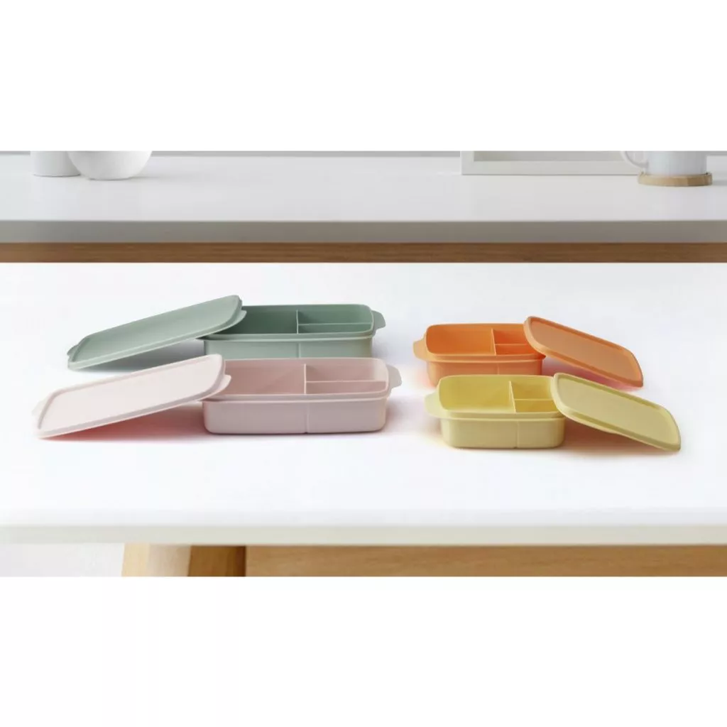 Tupperware Square Divided Lunch Box (550ml, Yellow) TP0026 - Image 4