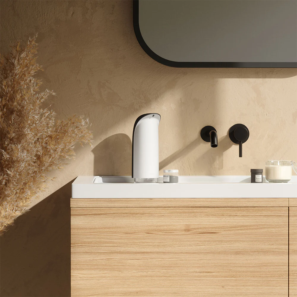 UMBRA Emperor Automatic Soap Dispenser 255ml, Black/White - Image 3