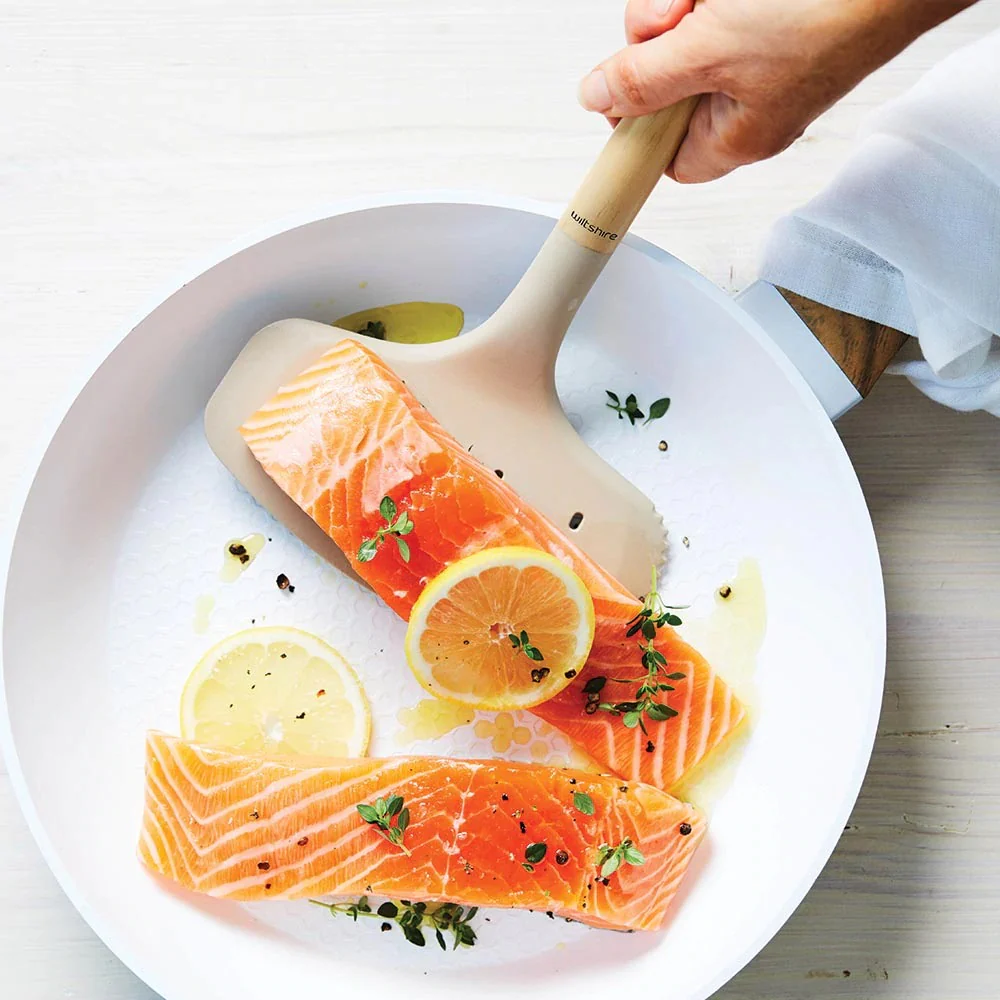 WILTSHIRE Eat Smart 2 in 1 Fish Turner / Slicer - Image 2